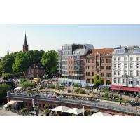 2042_3591 Terrassenanlage - Erholungsanlage mit Blick auf die Elbe an der Hafenstrasse. | 